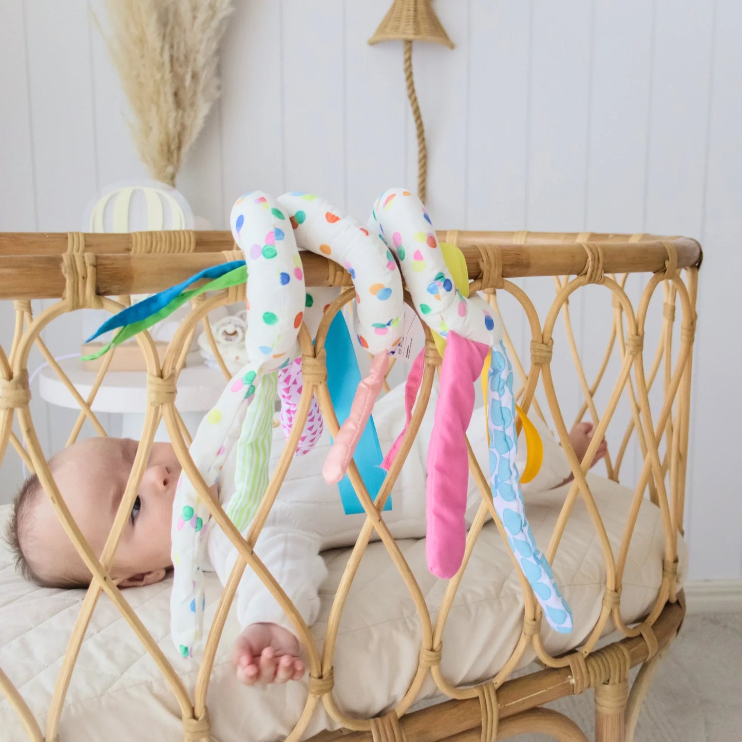 Tiny Land® Montessori Toys for Newborns (0–3 Months) - Norani Baby