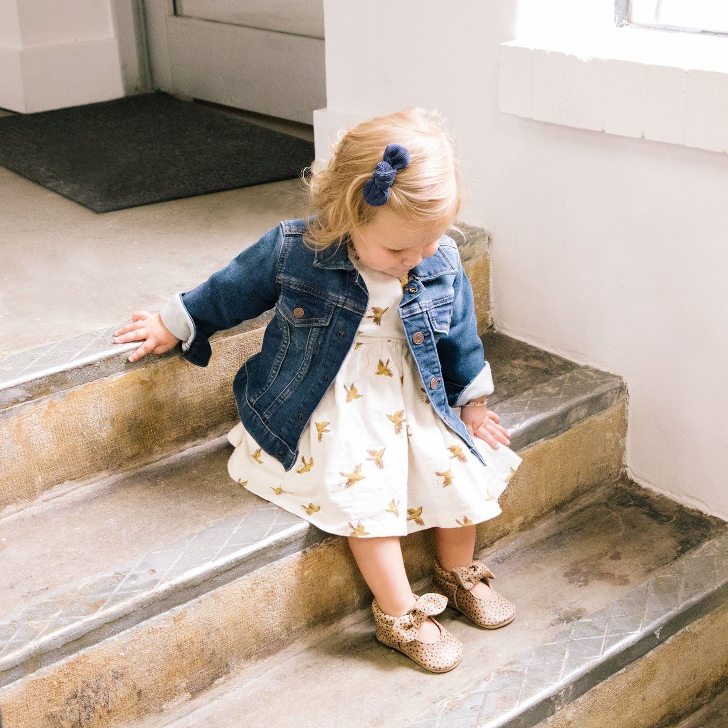 Newborn Almond Speckles Knotted Bow Baby Shoe - Norani Baby