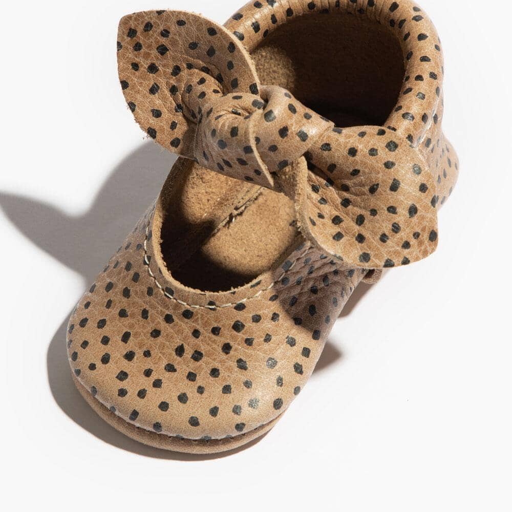 Almond Speckles Knotted Bow Baby Shoe - Norani Baby