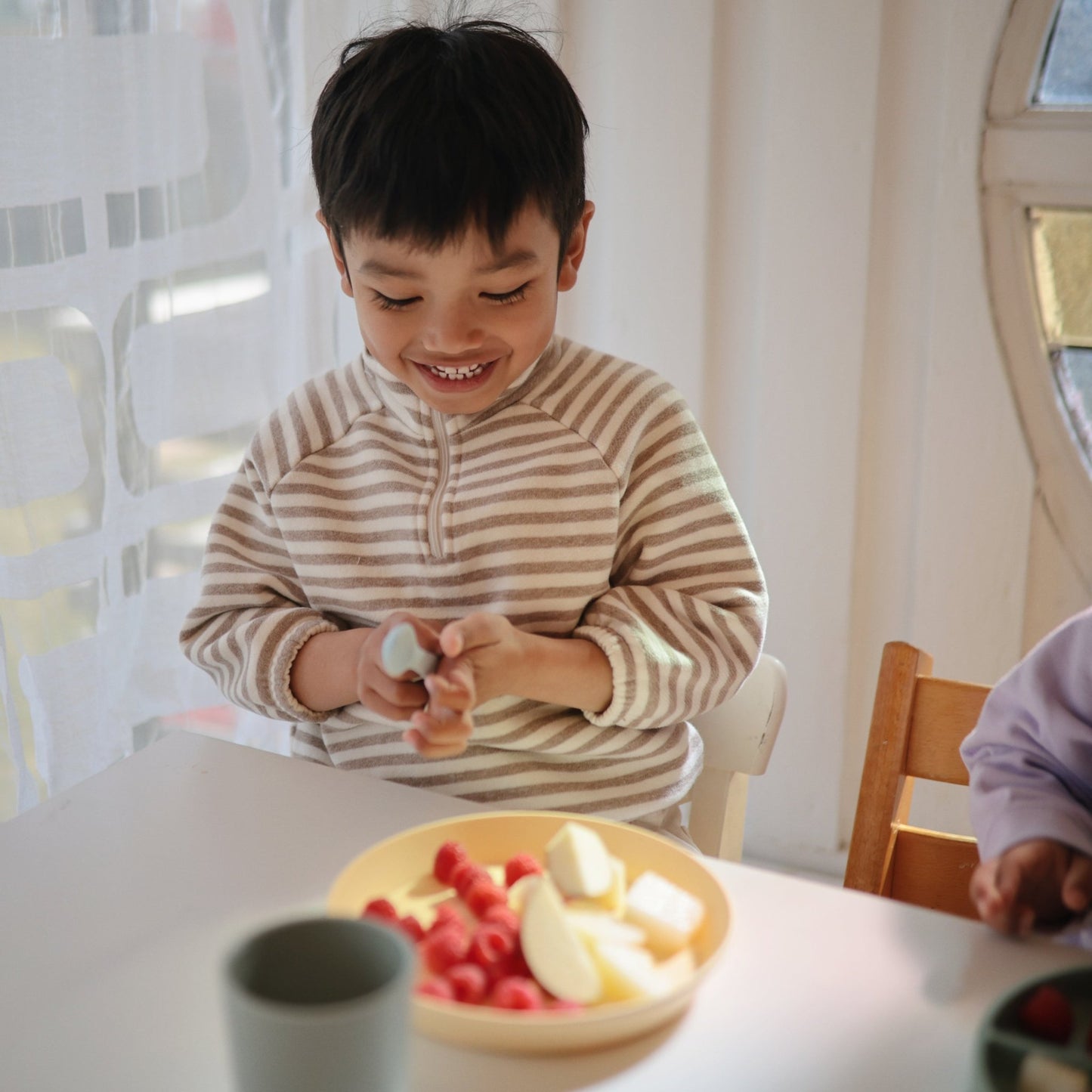 Round Dinnerware Plates - Norani Baby