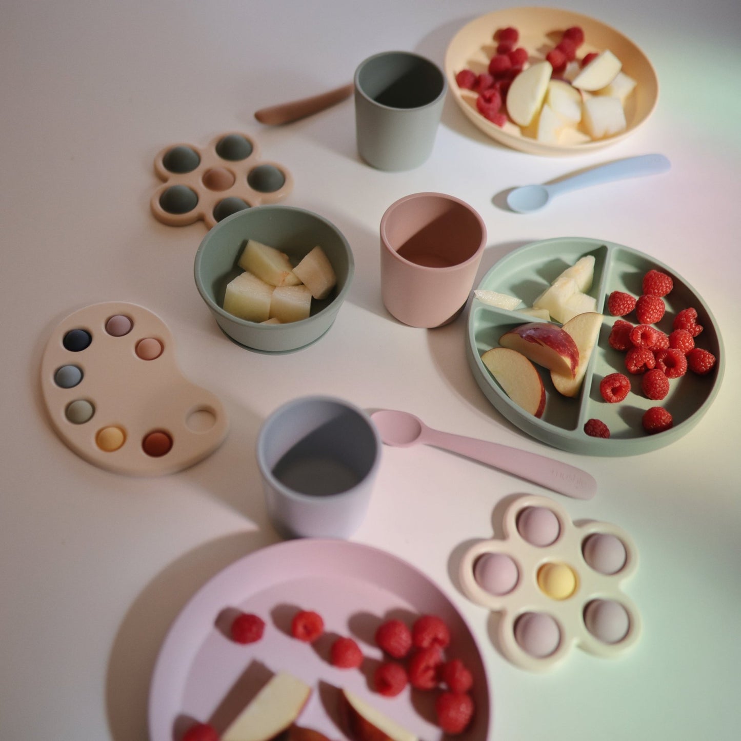 Round Dinnerware Plates - Norani Baby