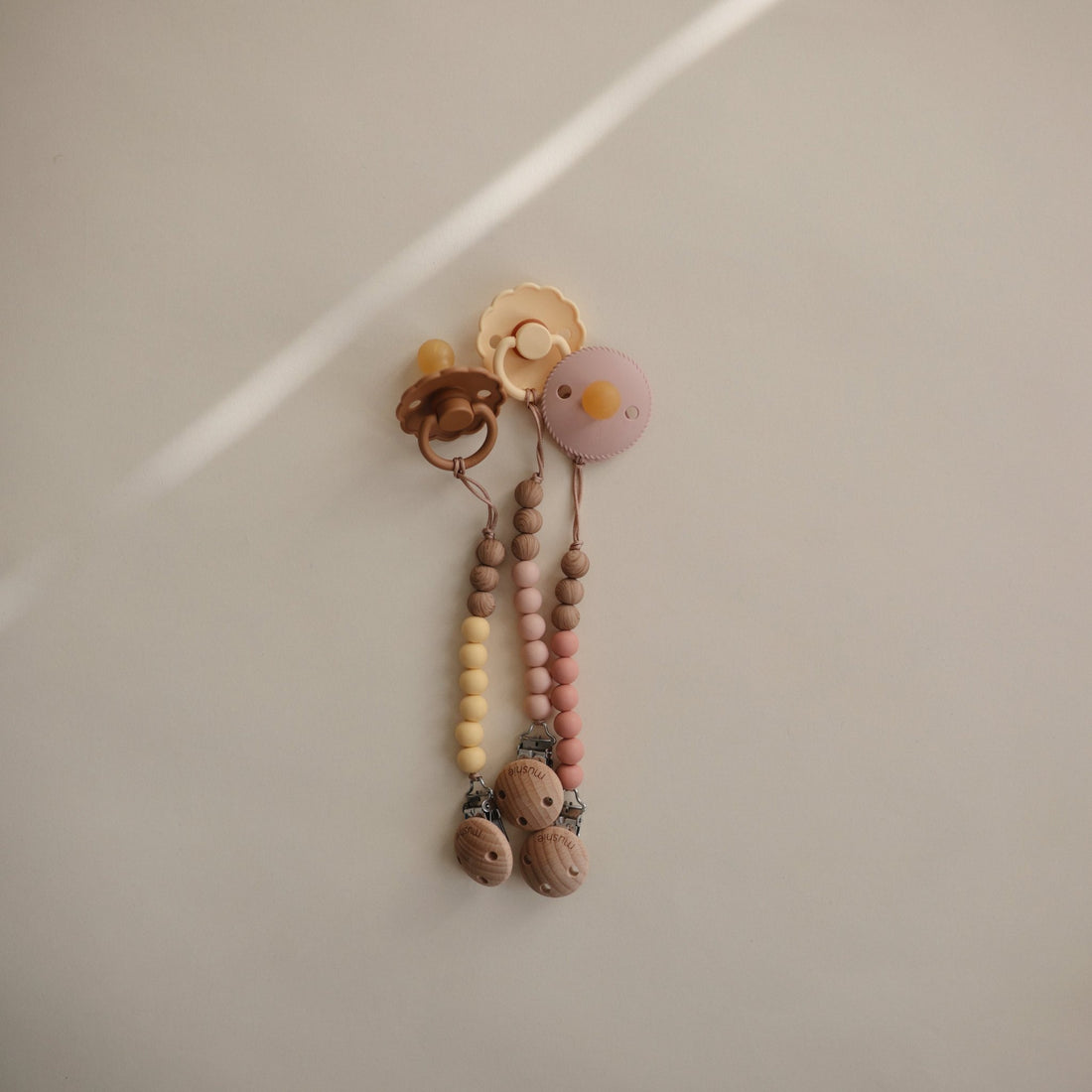 Silicone Pacifier Clip | Eva - Norani Baby