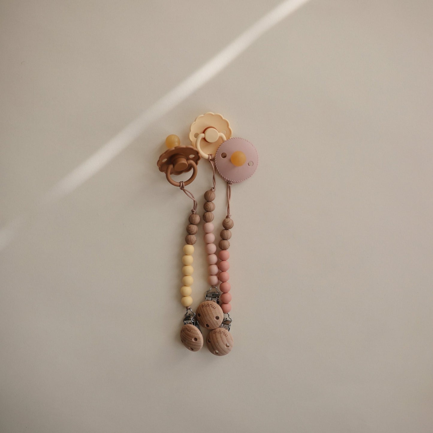 Silicone Pacifier Clip | Eva - Norani Baby