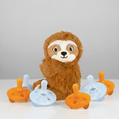 Shusher Sloth + 6 - Pack Shushie™ Pacifiers – Soothing Bundle with Cuddly Cry Detection - Norani Baby