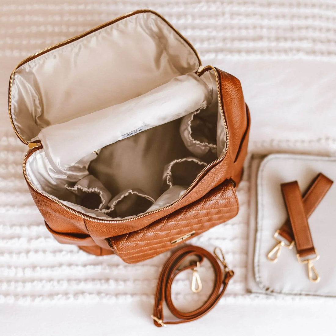 Signature Diaper Bag Caramel - Norani Baby
