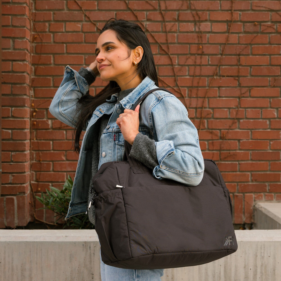 Jet Motion Overnight Duffle - Norani Baby