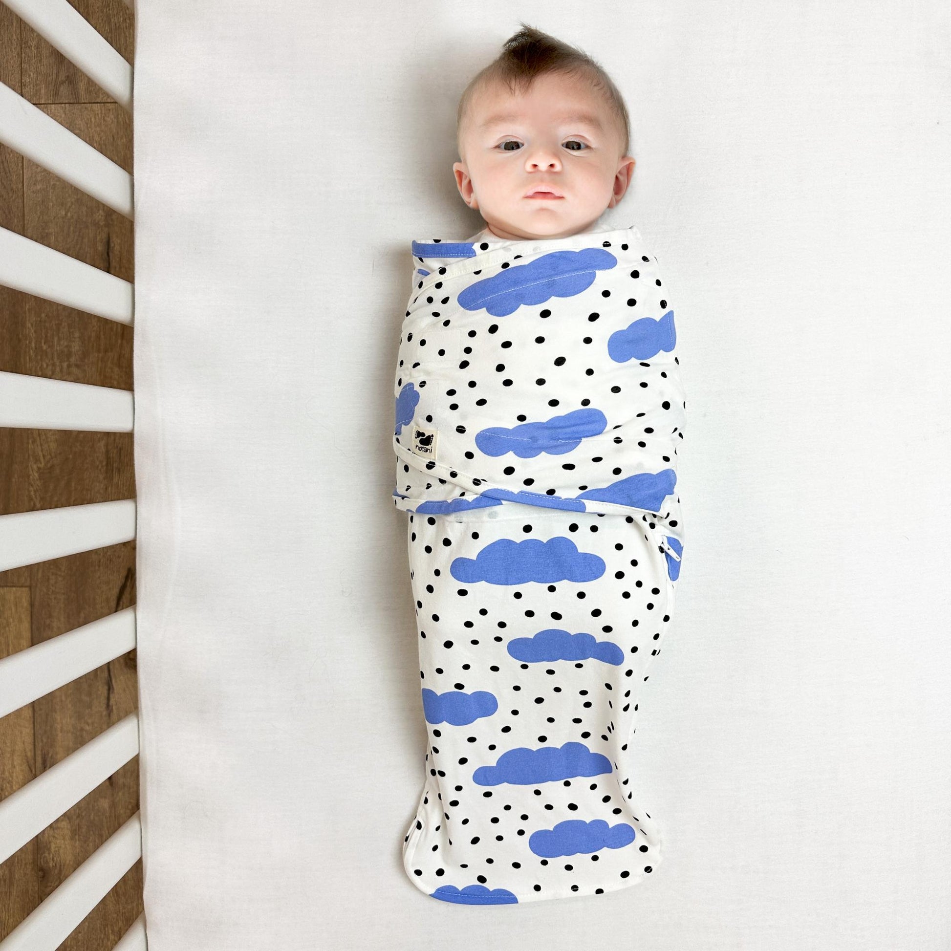 Norani Baby snugababe swaddle pod in cloud print