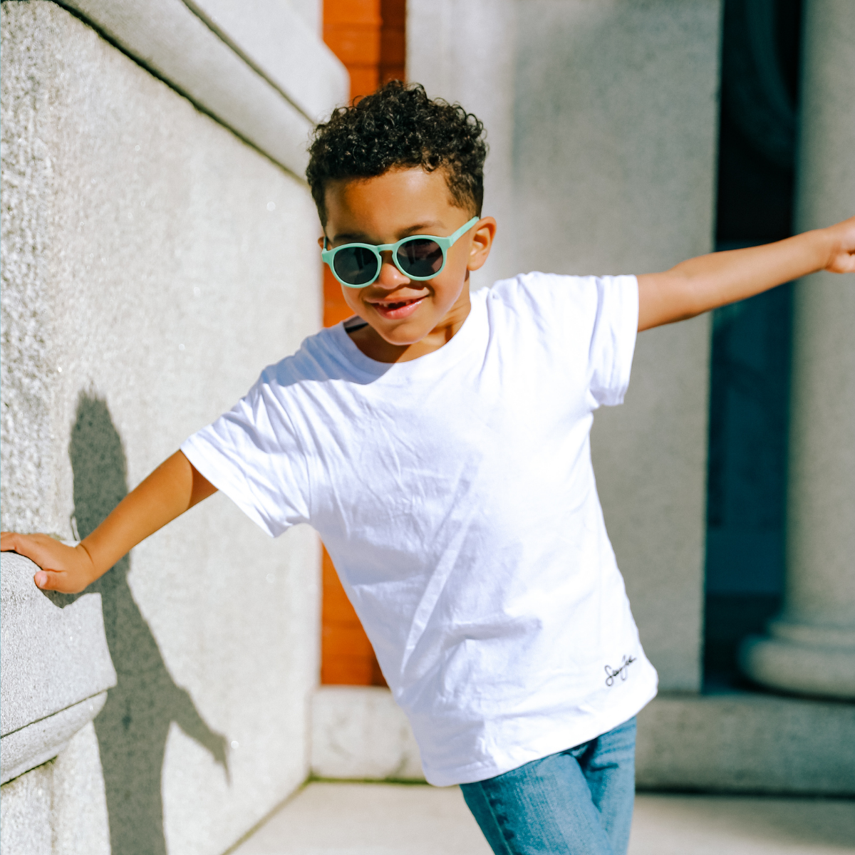 Mint to Be Keyhole I Smoke Lenses