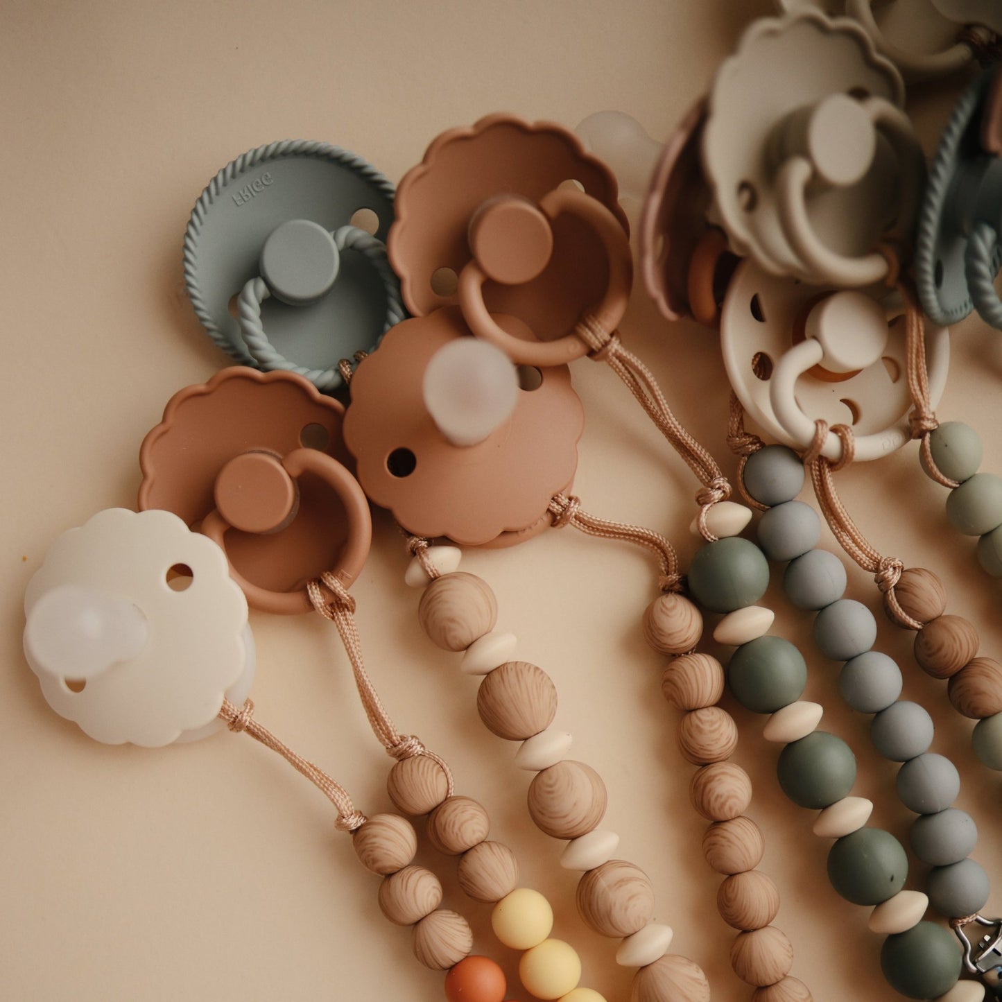 Silicone Pacifier Clip | Luna - Norani Baby