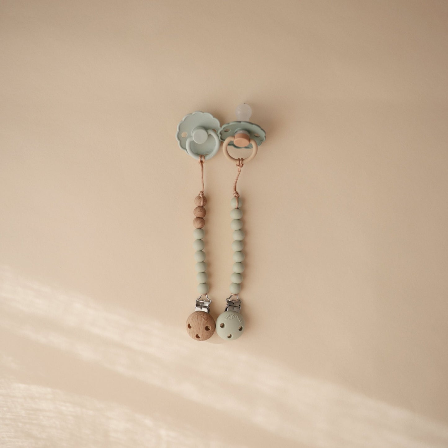 Silicone Pacifier Clip | Hera - Norani Baby